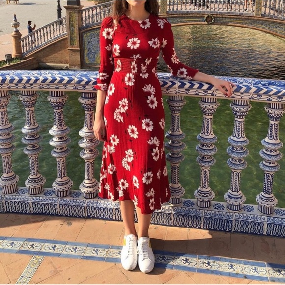 Reformation dress in Crimson size XS/2 - Picture 5 of 5